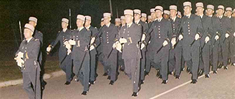 29_47612r (Medium).jpg